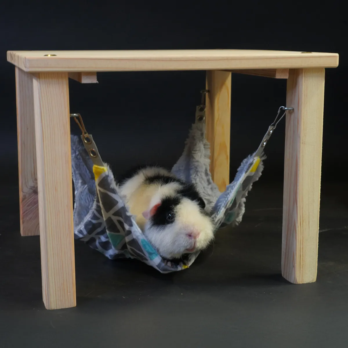 Jouw Cavia Relax Plateau M met Hangmat ligbed cavia vilt