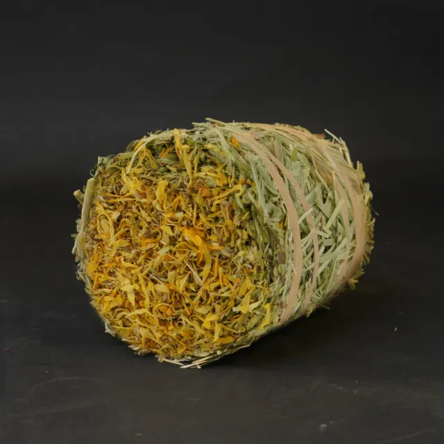 Jouw Cavia Hay Cake hooicake goudsbloem timothy vezelrijk