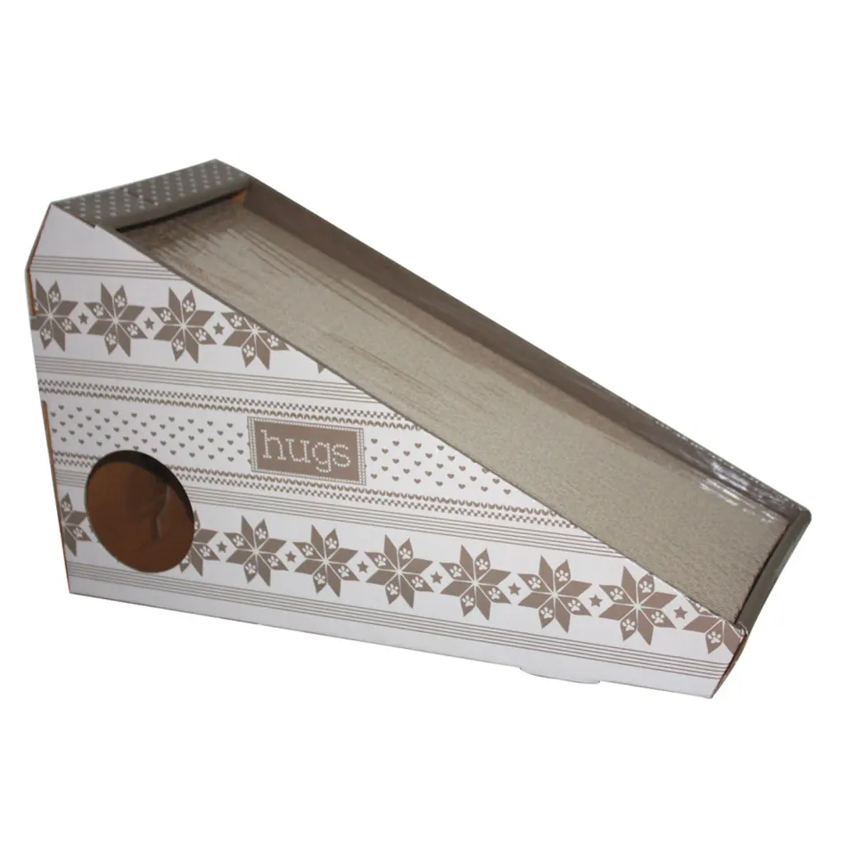 Nature First Ramp Cardboard krabplank karton met catnip