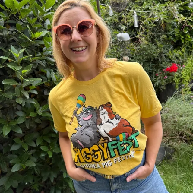 HayPigs Piggy Fest 2026 T-shirt unisex geel