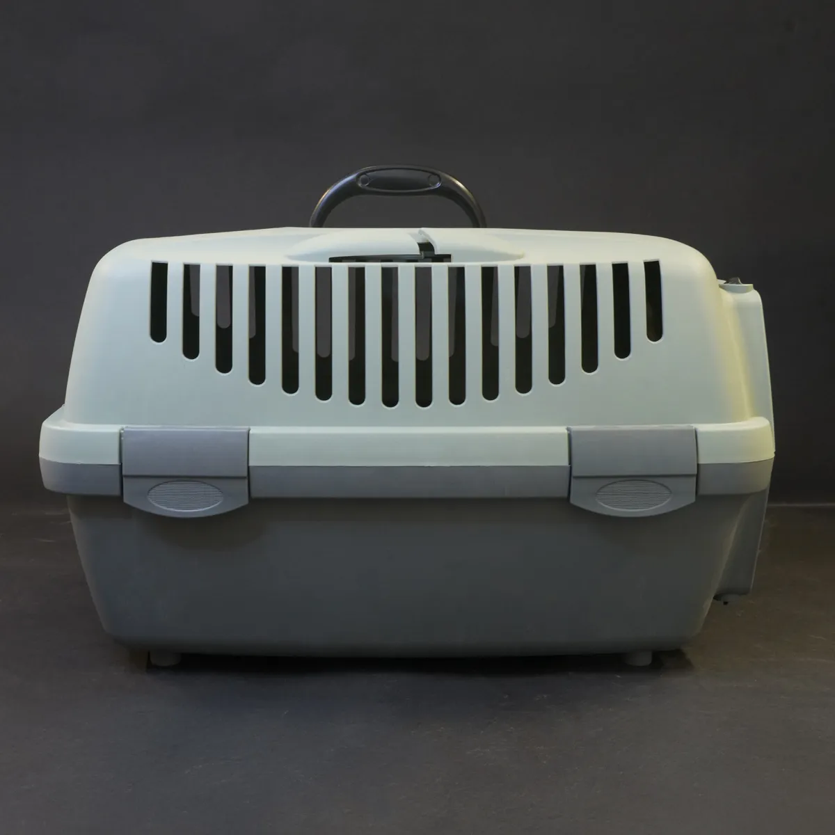 Jouw Cavia Reismand M gerecycled kunststof met deksel