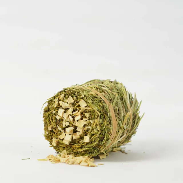 Jouw Konijn Originals Hay Cake Pastinaak hooisnack actief