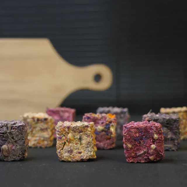 Jouw Cavia Herb Chunks kruidensnack mix gezond