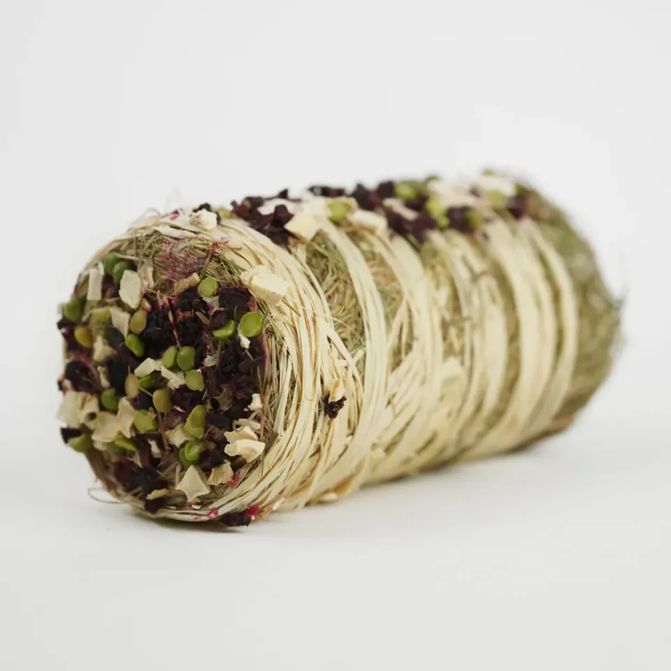 Jouw Konijn Originals Hay Roll konijnensnack biet pastinaak