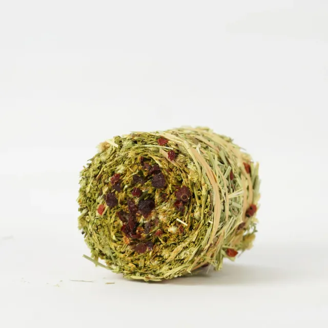 Jouw Konijn Originals Hay Cake snack rozenbottel hooi